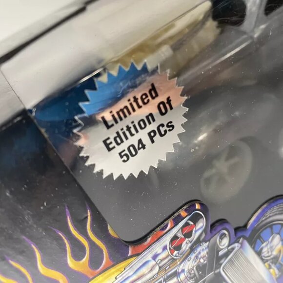 🆕️Muscle Machines - 1:18 - '41 Willys Coupe Limited Edition RAW Metal - Picture 6 of 11